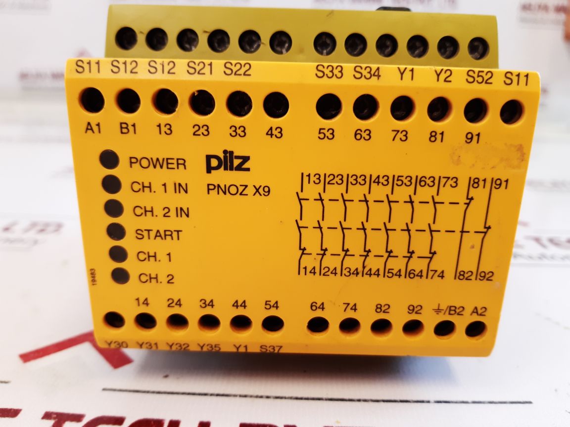 Pilz Pnoz X9 200-230Vac 24Vdc 7NO Safety Relay 774606