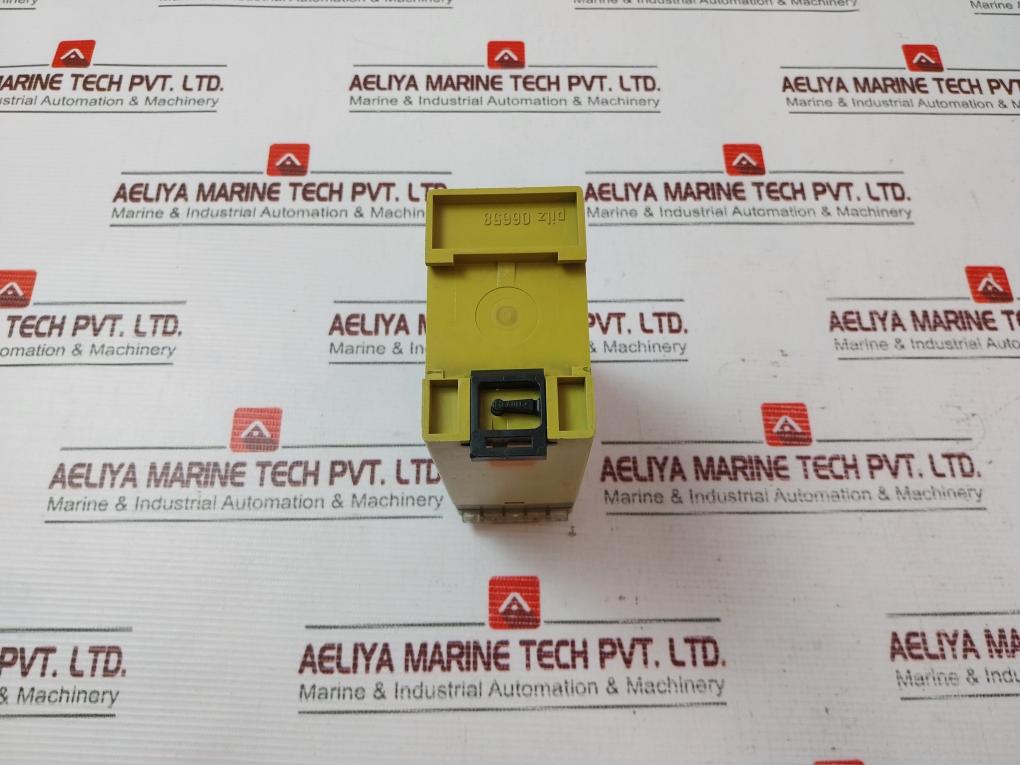 Pilz Pt-1Nk/P1/I1/24V/2U Timer/Safety Relay 0.04-1 S