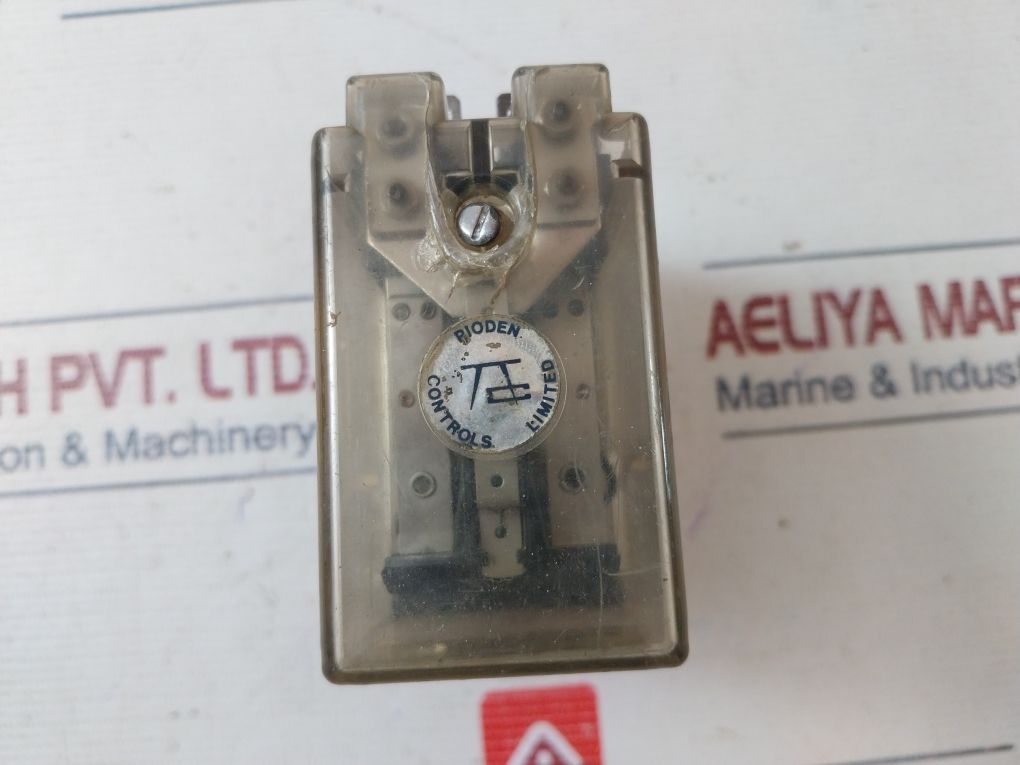 Pioden Controls 255/2555A Relay 2B1/203/110