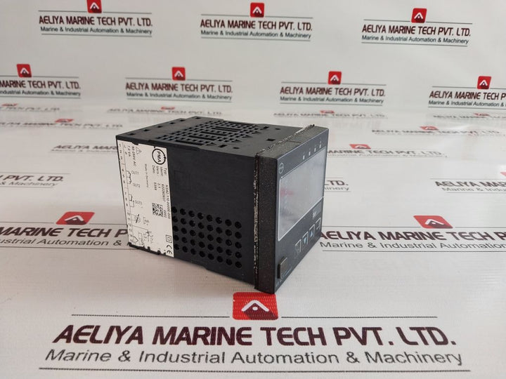 Pma Ks 42-1 Universal Ks42-110-0000E-000 Temperature Controller 90-250V Ac