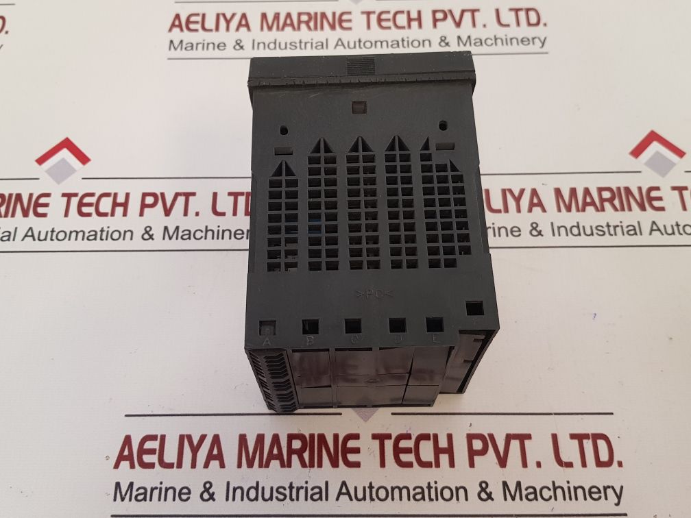 Pma Ks42-110-0009E-000 Temperature Controller 90-250V Ac