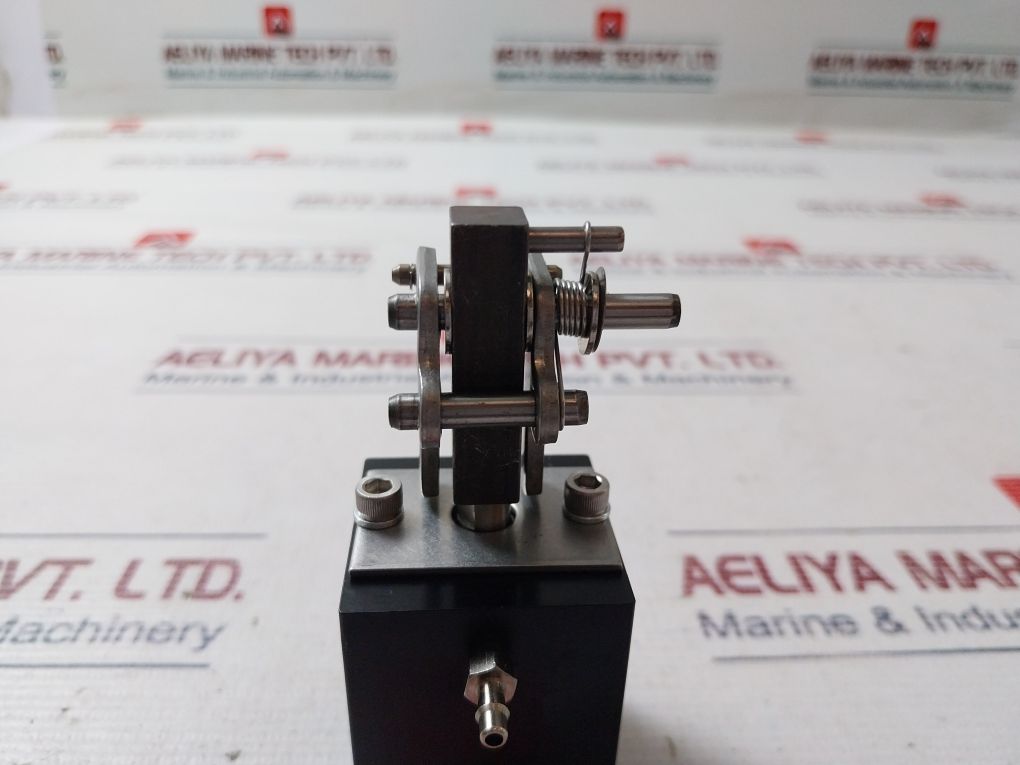 Pneucon M464Z002 Assembly Cylinder & Ratchet Assy