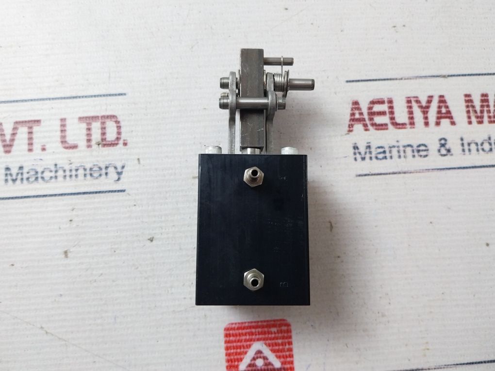 Pneucon M464Z002 Assembly Cylinder & Ratchet Assy