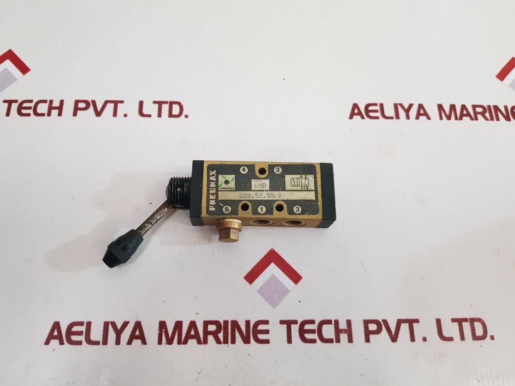 Pneumax Kmb 228.52.552 Hand Lever Valve