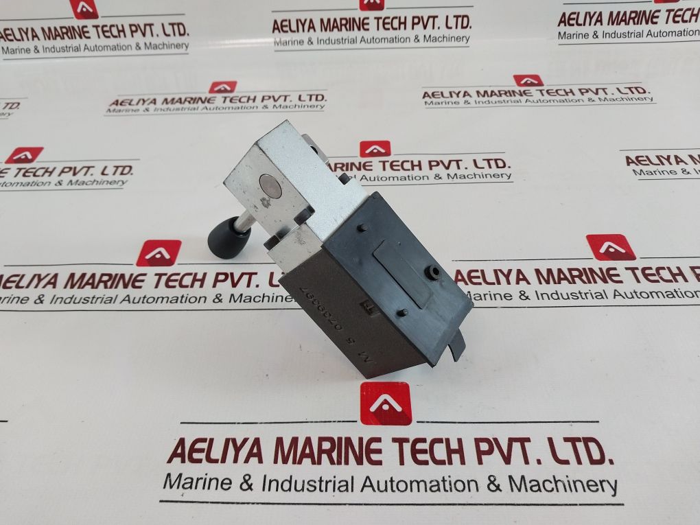 Poclain Hydraulics Kv-4/2-5Ko-6Ra51A Valve