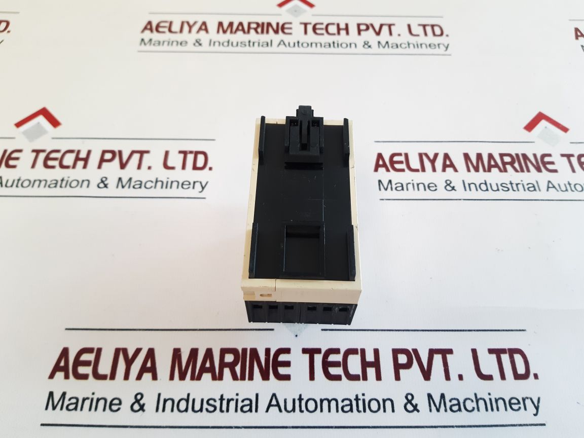 Point Lighting Pl10768-1 Surge Protector
