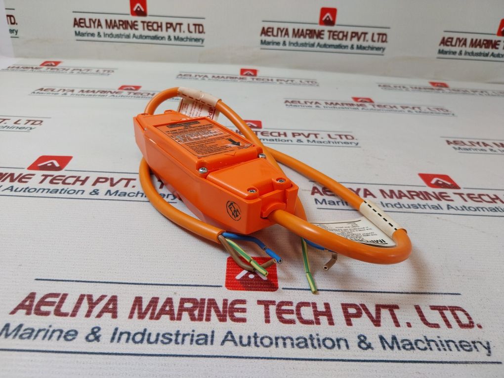 Powerbreaker J62 16 Amp In-line Portable Rcd