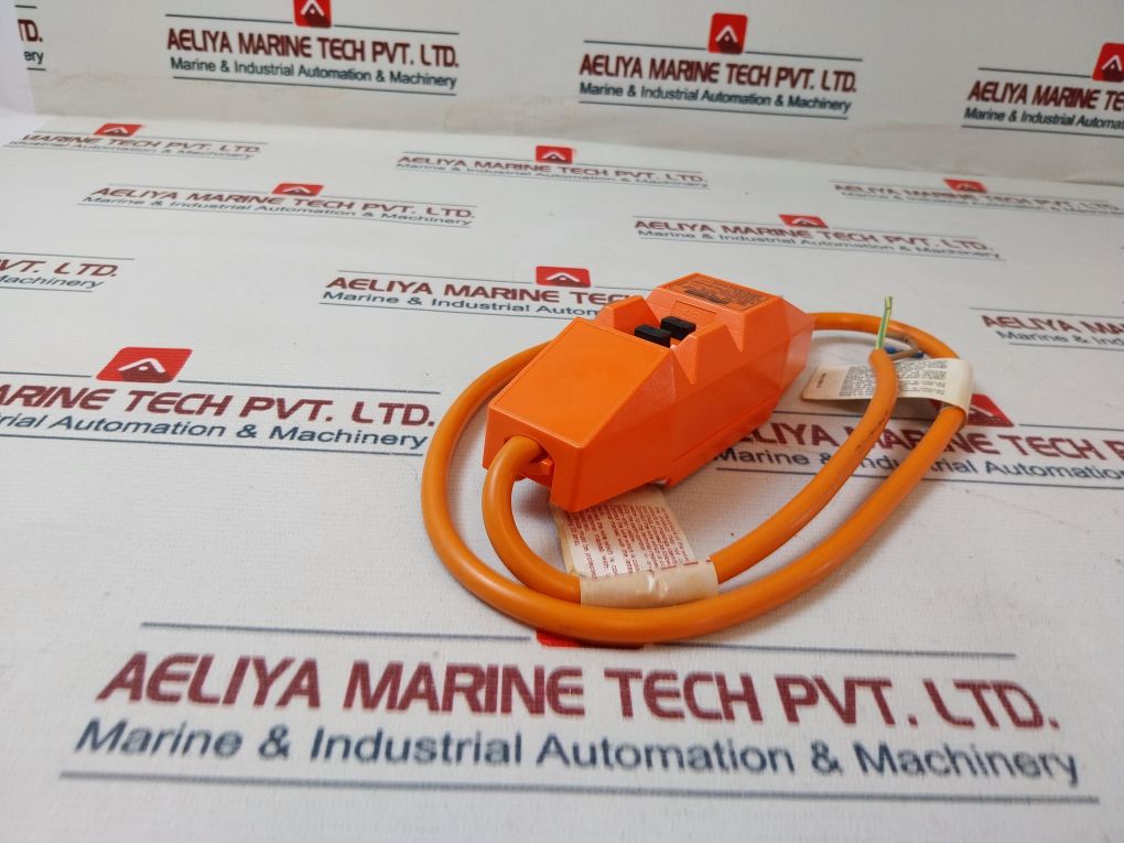 Powerbreaker J62 16 Amp In-line Portable Rcd