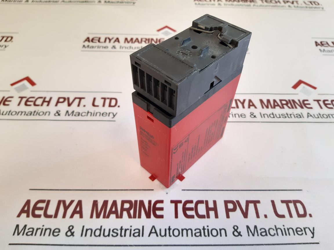 Pr Electronics 2204B1D Isolation Amplifier With Base
