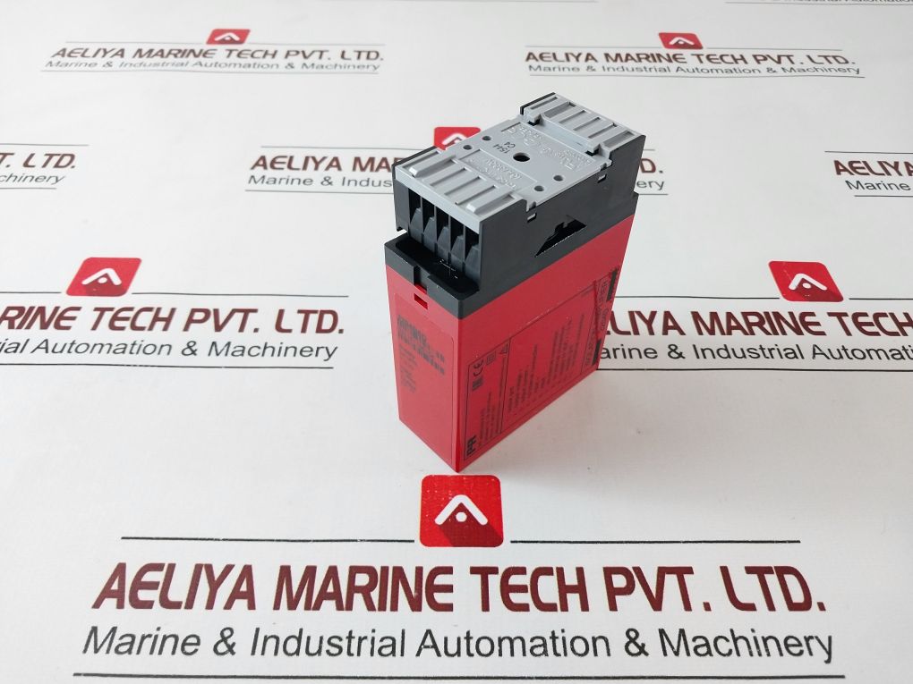 Pr Electronics 2204 Isolation Amplifier With Base