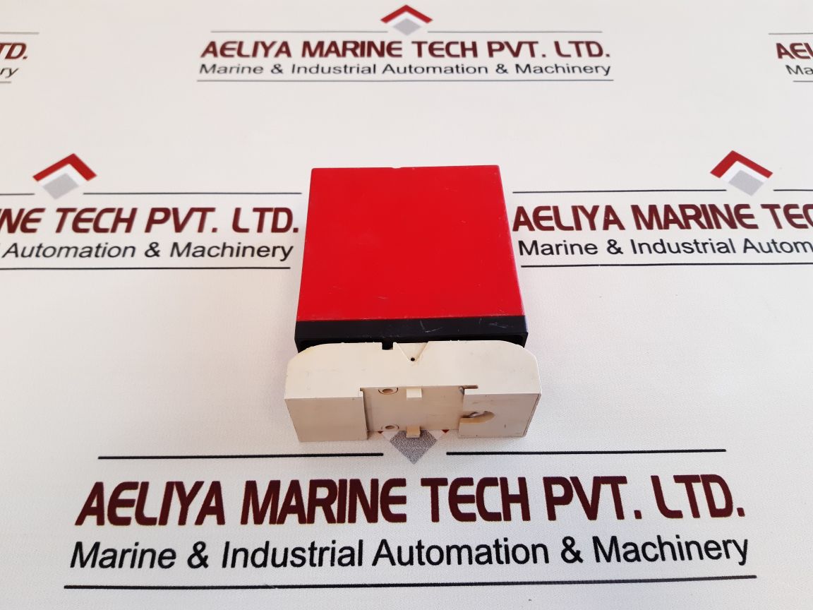 Pr Electronics 2220 B1 Power Supply With Base