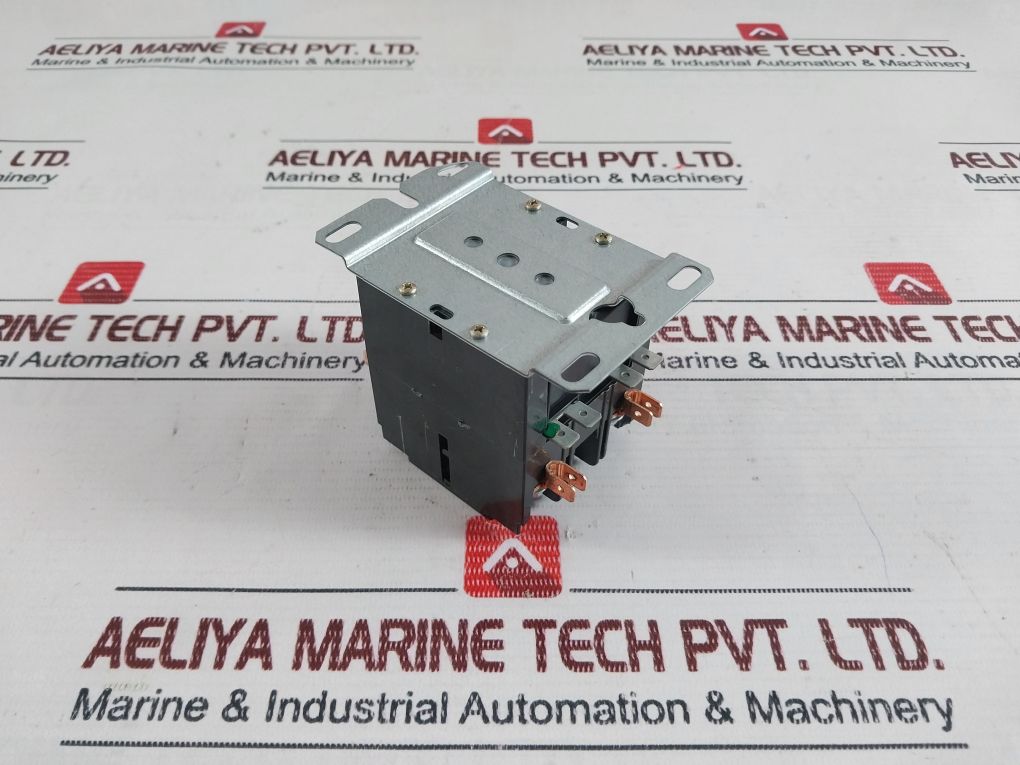 Products Unlimited 3100-30U10528Bb Contactor 208/240 Vac 50/60Hz