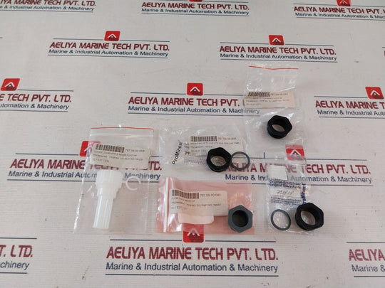 Prominent 791732 Connection Nipple M20X6 P2Xg1/4P Mounting Set
