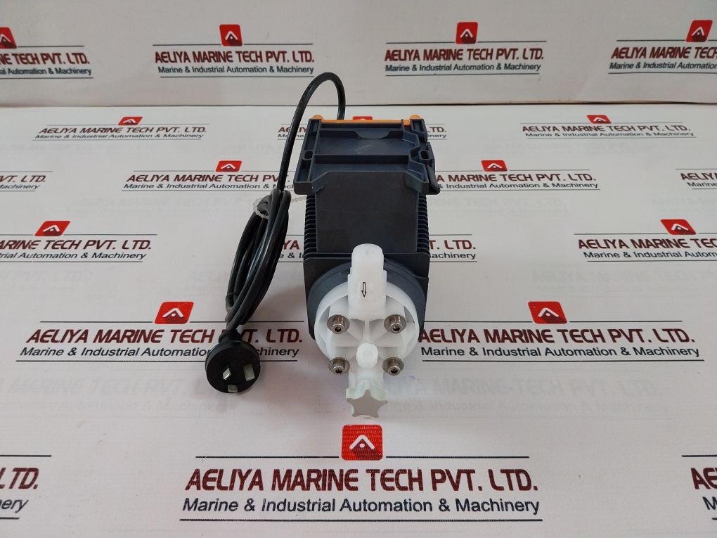 Prominent Beta/4 Bt4B1604Pvt2000Uc111000 Solenoid Metering/Dosing Pumps 240Vac