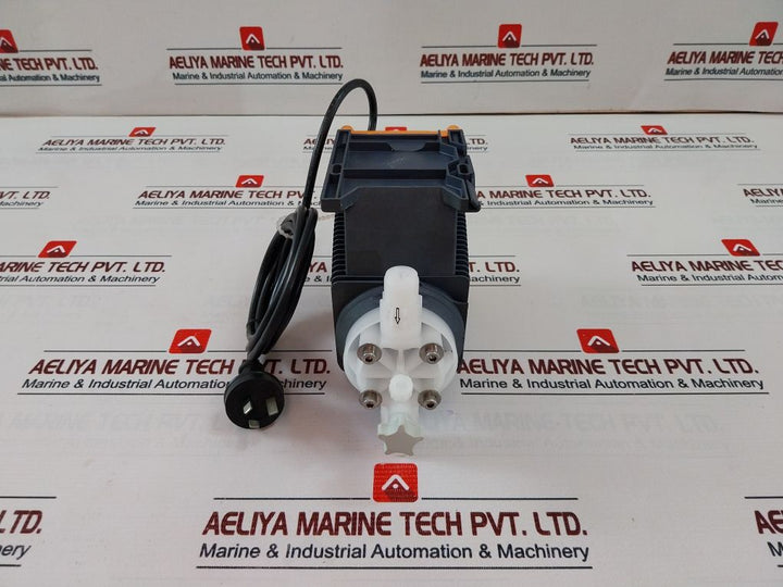 Prominent Beta/4 Bt4B1604Pvt2000Uc111000 Solenoid Metering/Dosing Pumps 240Vac