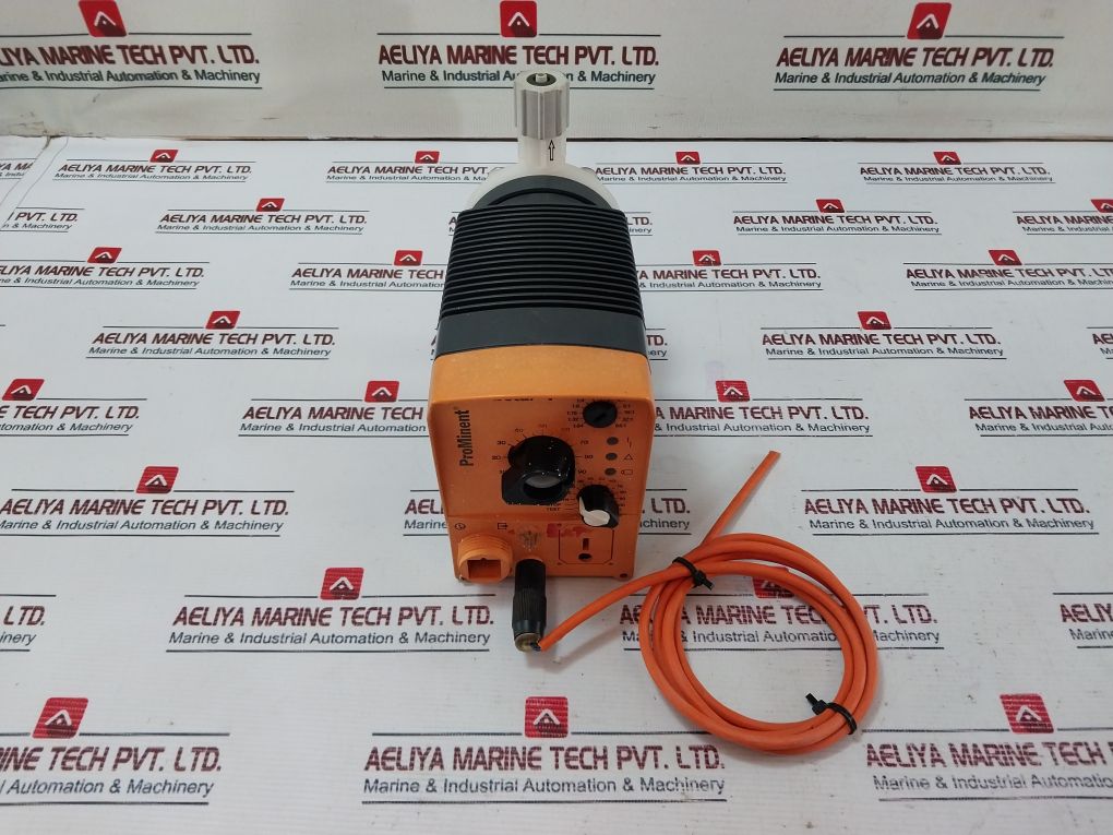 Prominent Bt4B0413Pvt2000Ua000000 Solenoid Metering Dosing Pump (Not Working)
