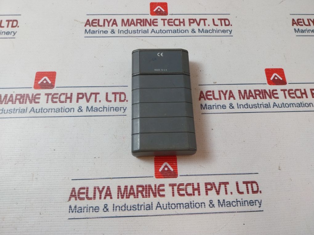 Psion Organiser II Lz64 Pocket Computer Set Cd600 (Without Battery)