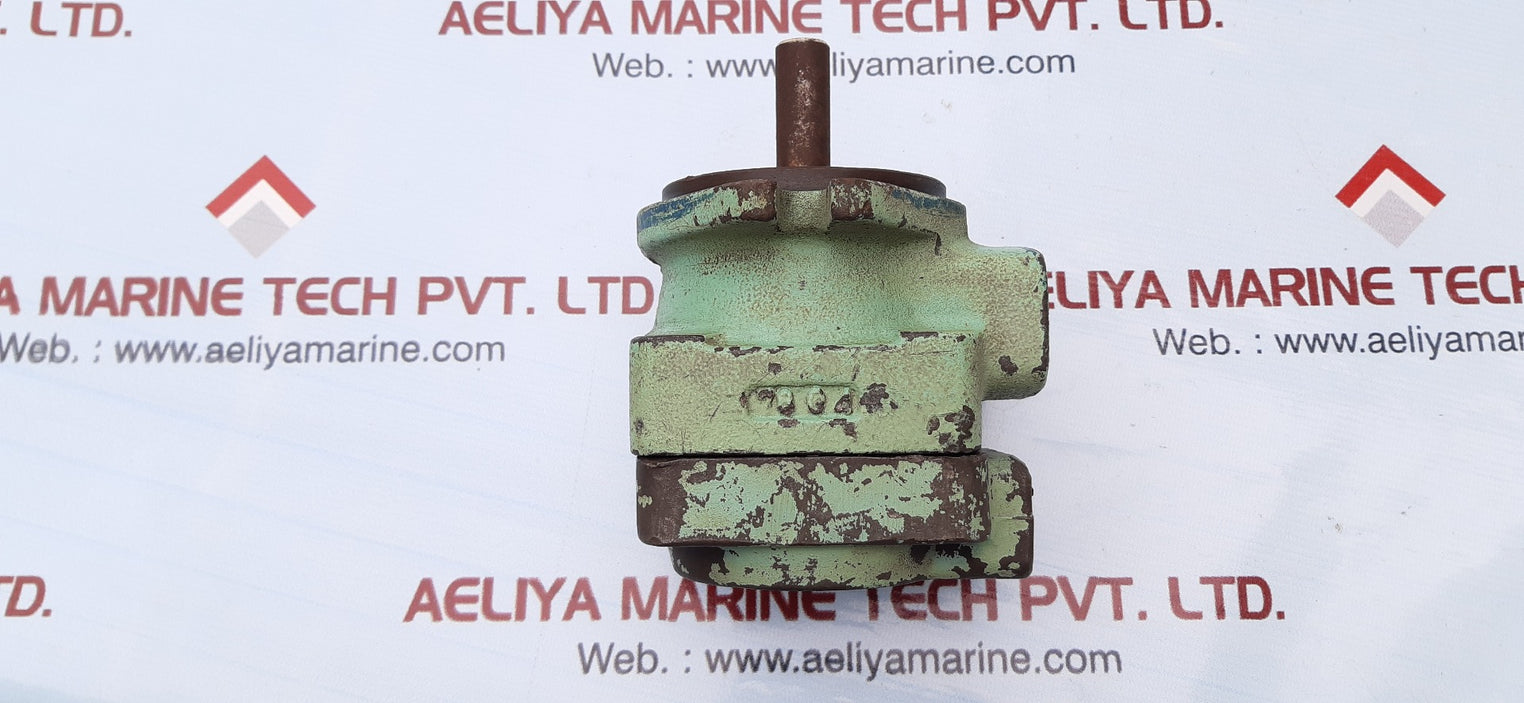 Yuken pvr1t-12-l-ra-2080 hydraulic pump