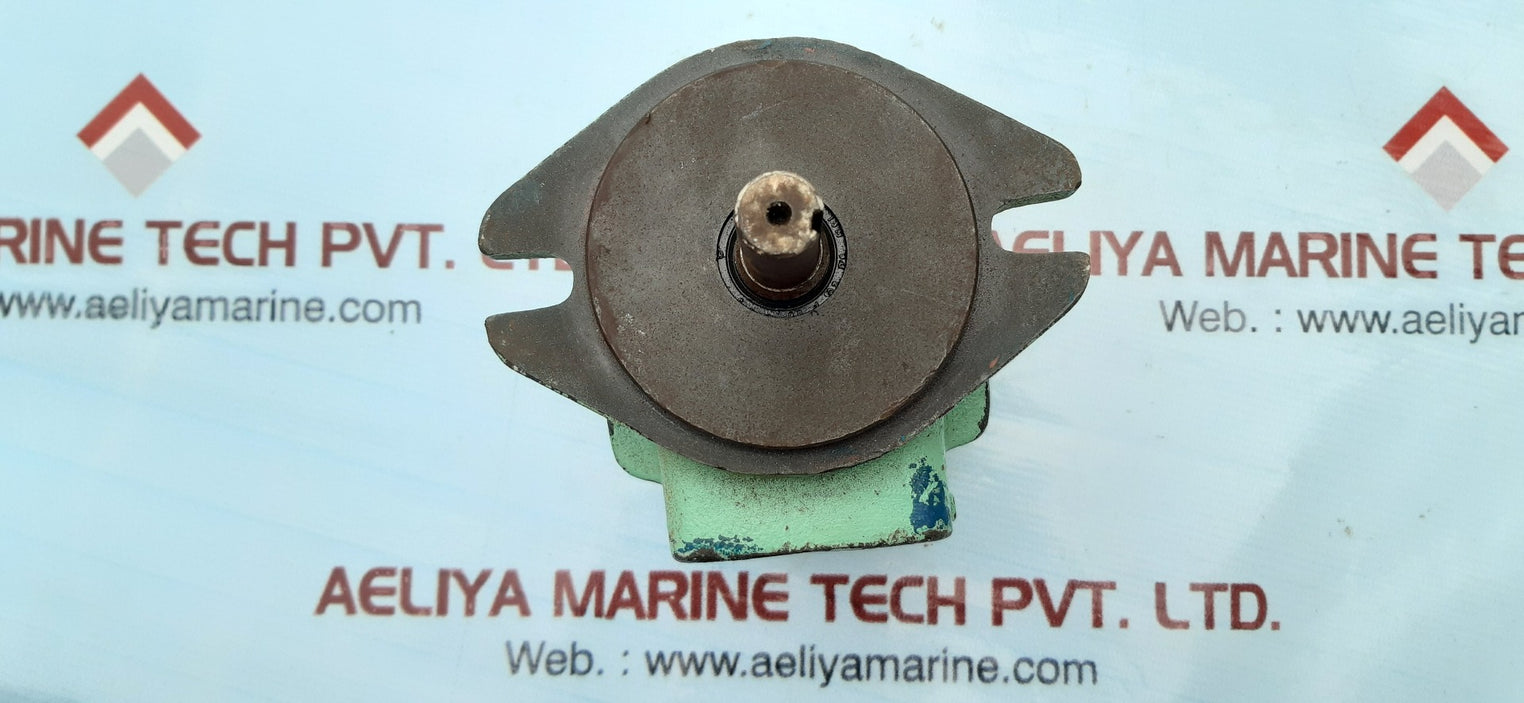 Yuken pvr1t-12-l-ra-2080 hydraulic pump