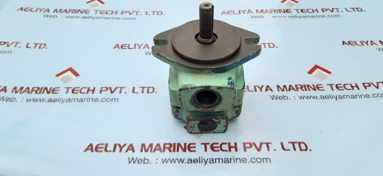 Yuken pvr1t-12-l-ra-2080 hydraulic pump