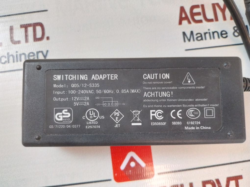 Q05/12-s335 Switching Adapter 100-240Vac