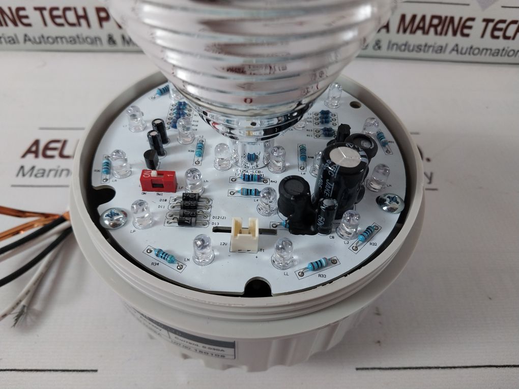 Qlight S125L Yellow Flashing Light