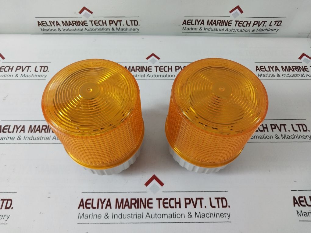 Qlight S125L Yellow Flashing Light