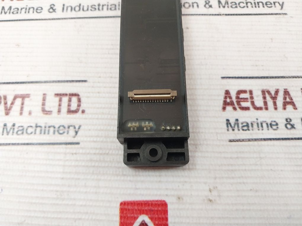 Qswm2R216X-7042-fa-0049C