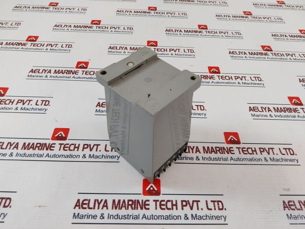 R.S.Enterprises Signal Isolator 230V Ac