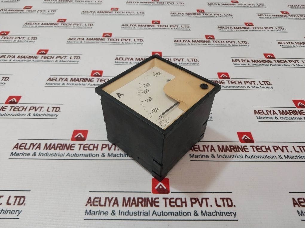 Radio-controle 400/5A Analog Ammeter 50..60Hz