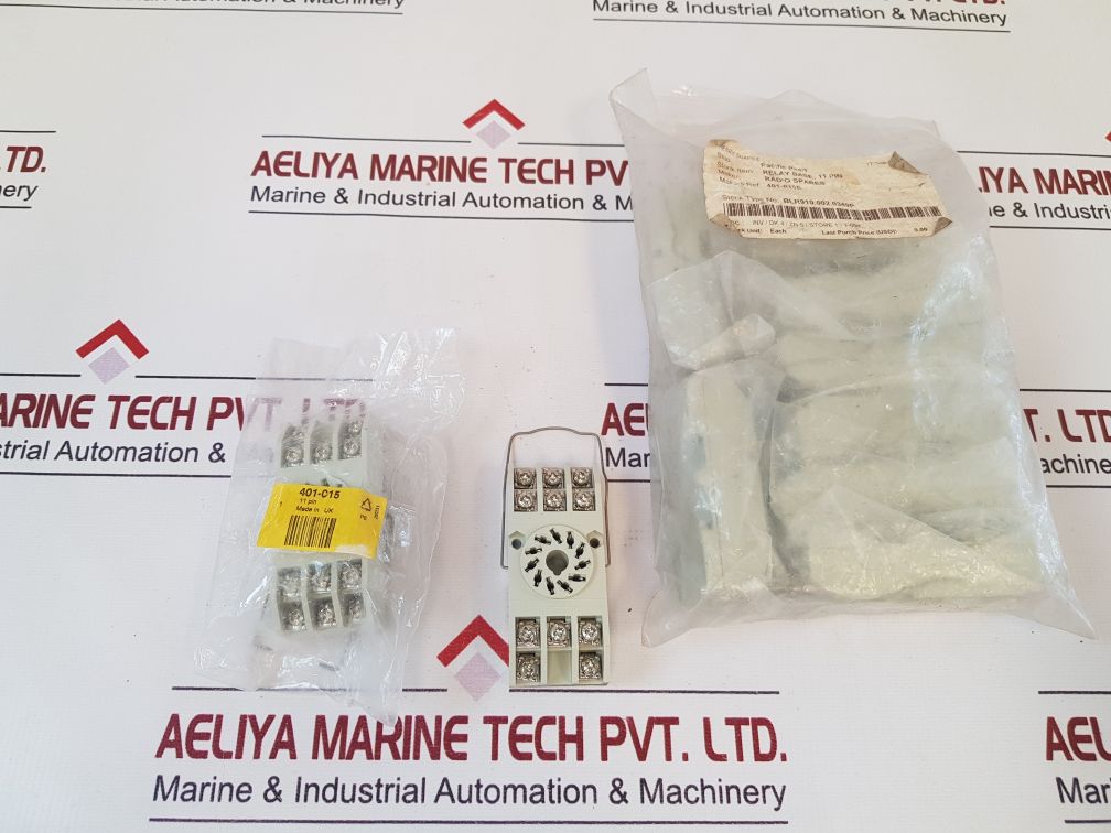 Radio Spares 401-015 Relay Base