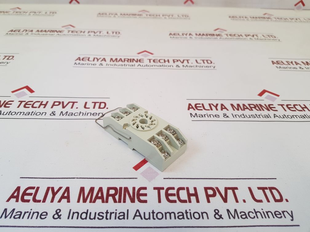 Radio Spares 401-015 Relay Base