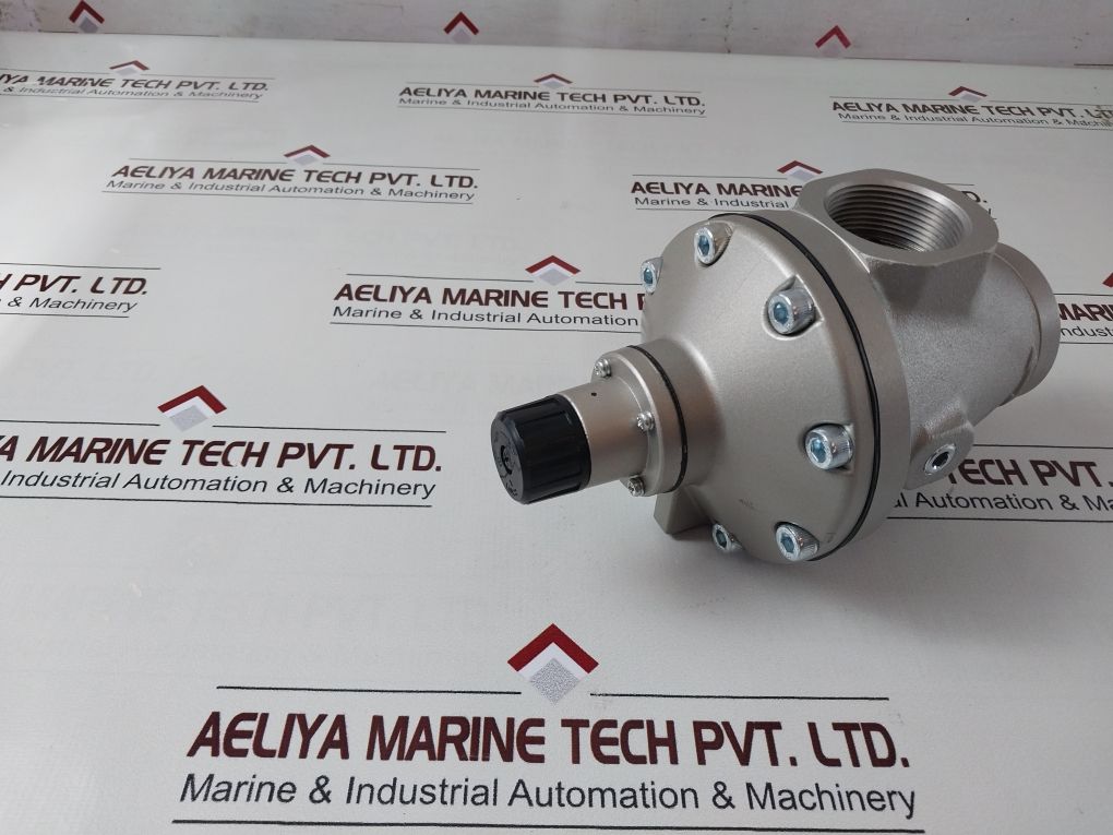 Ram Hoist & Winch K6Ab674