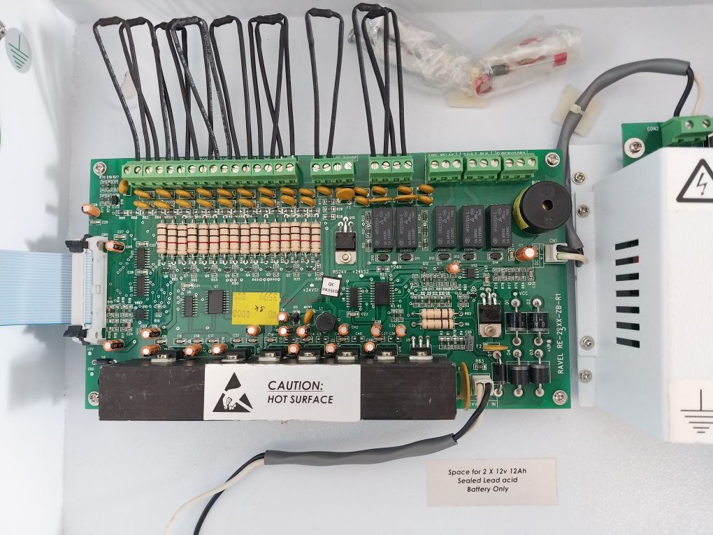 Ravel Electronics Re-2558 Fire Alarm Panel