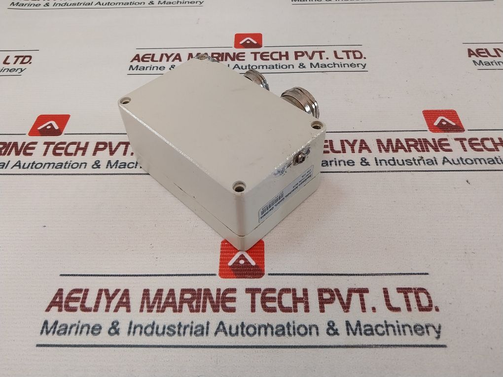 Raytheon Anschutz 134-109 Junction Box