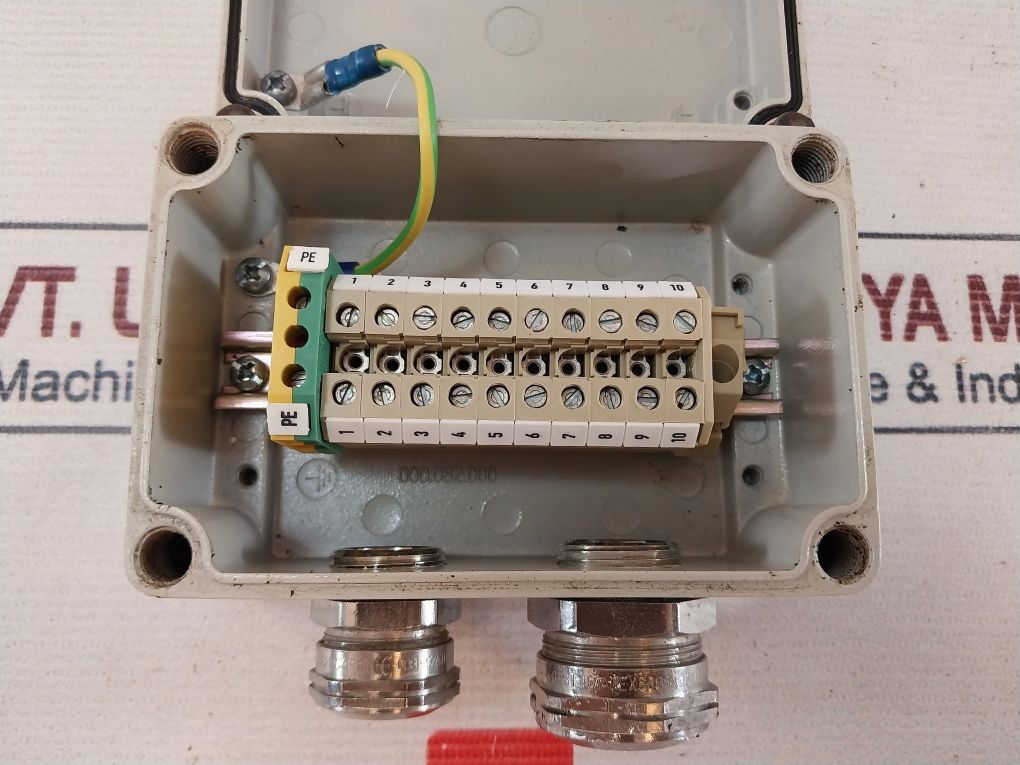 Raytheon Anschutz 134-109 Junction Box