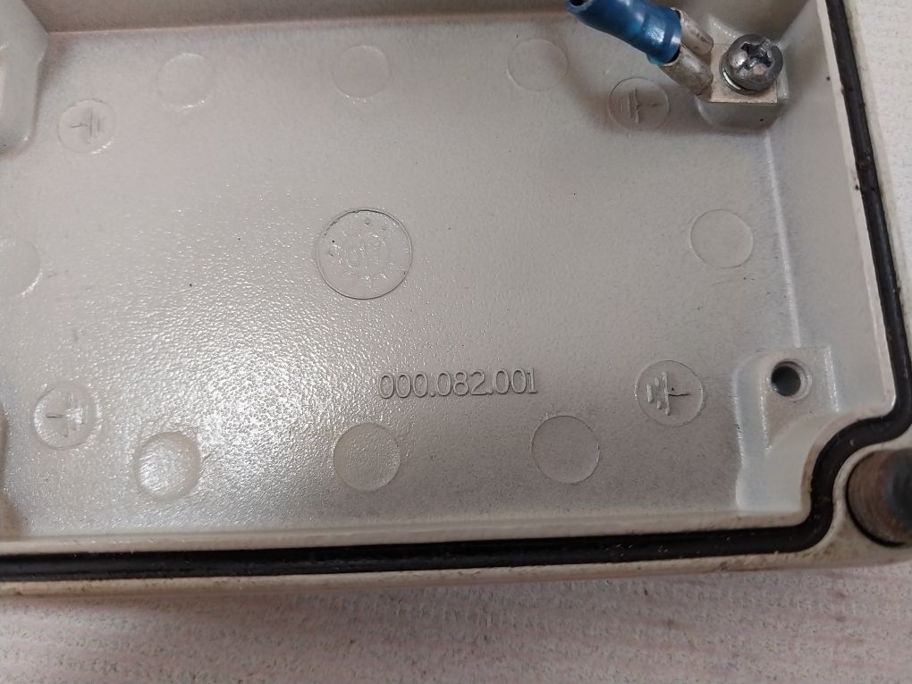 Raytheon Anschutz 134-109 Junction Box