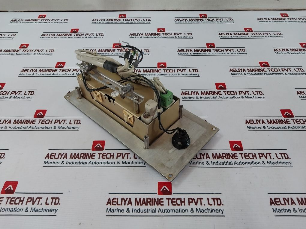 Raytheon Mod.056 Conning Alarm Panel 