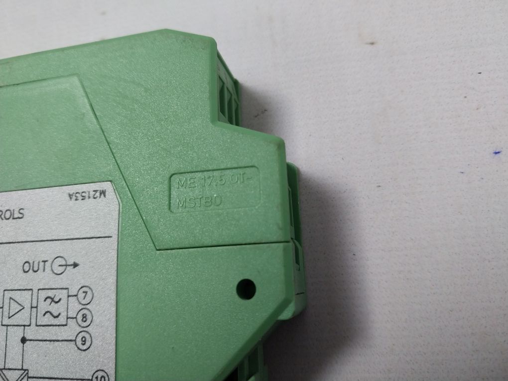 Red Lion Controls Aama3535 Isolated Signal Converter 18-30Vdc, 60Ma