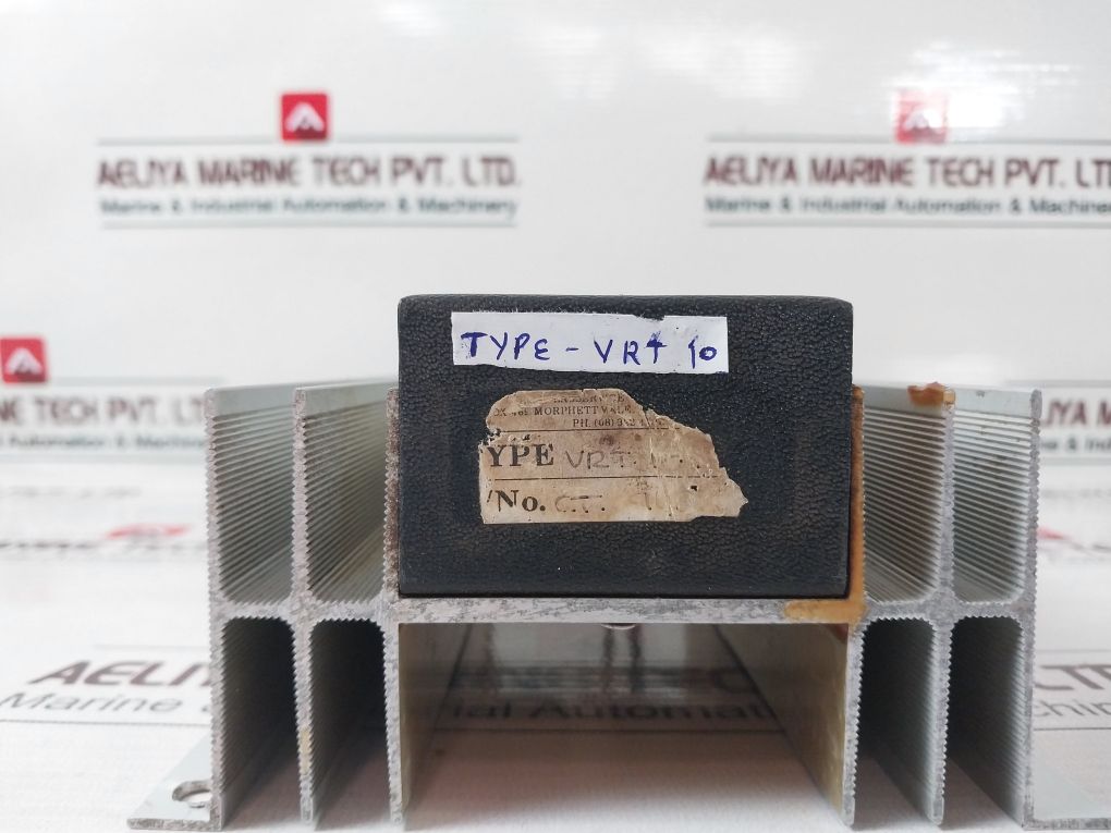 Redarc Vrt 10 Voltage Reducer Linear Single Circuit