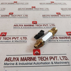 Refco 9884189 Hose Connector With Ball Valve 3/8 Sae Yellow