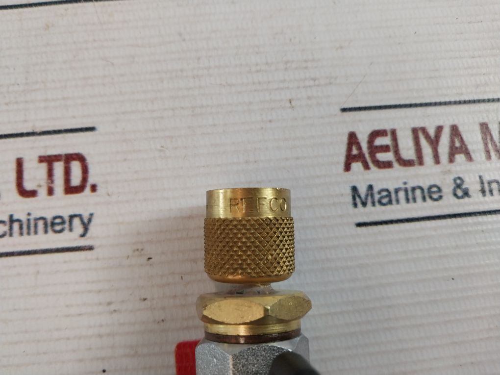 Refco 9884189 Hose Connector With Ball Valve 3/8 Sae Yellow