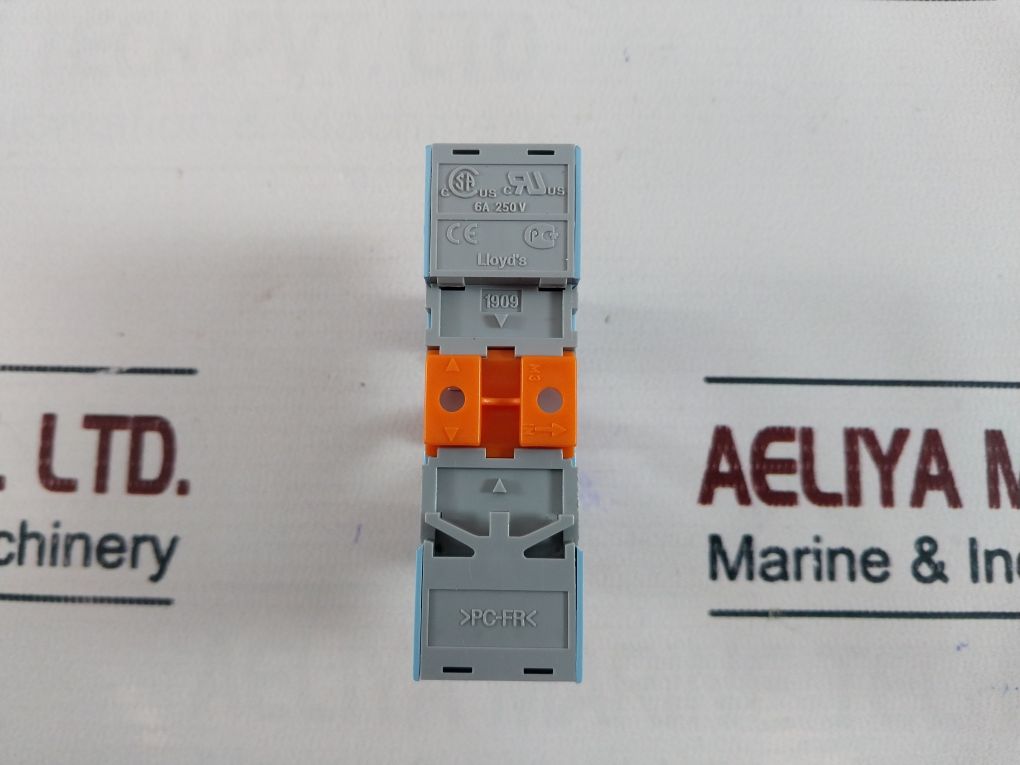 Lot Of 2X Releco S9-m Relay Socket