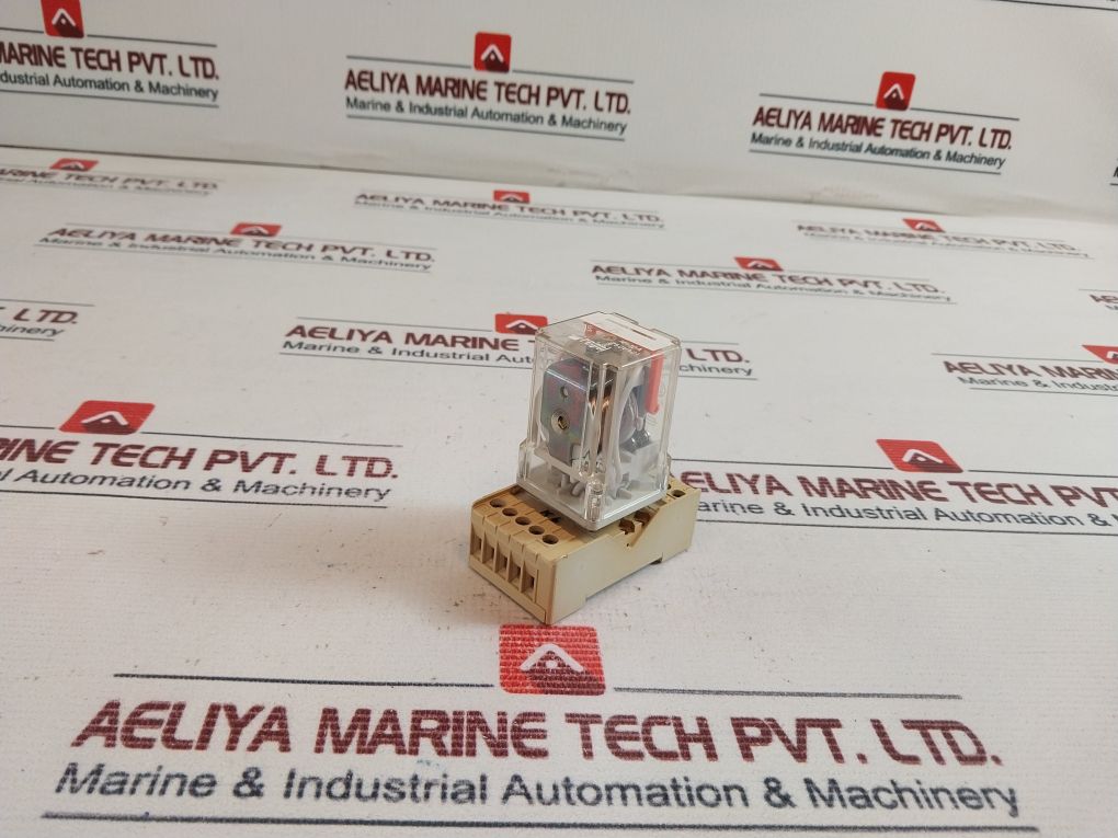 Relpol R15-wk Relay With Socket E105728 10A 120Vac