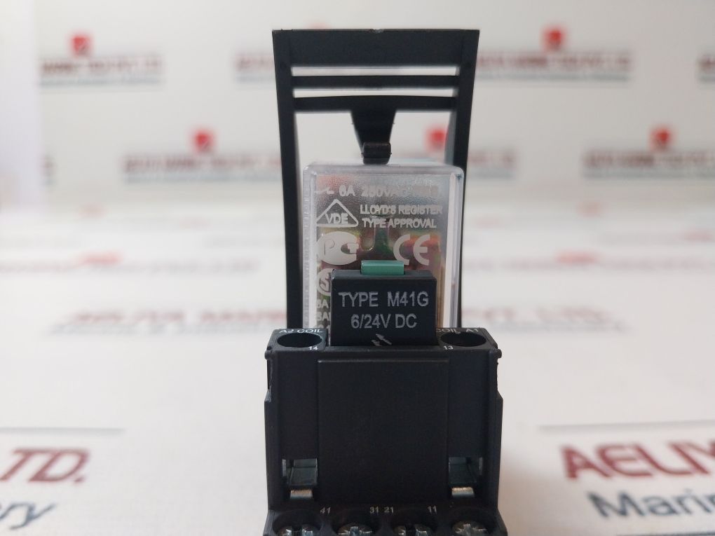 Relpol R4-2314-23-1024-wtl Relay With Base