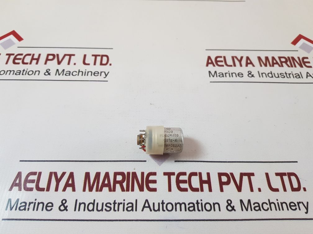 Set Of 2X Res9 Relay Pc4524200
