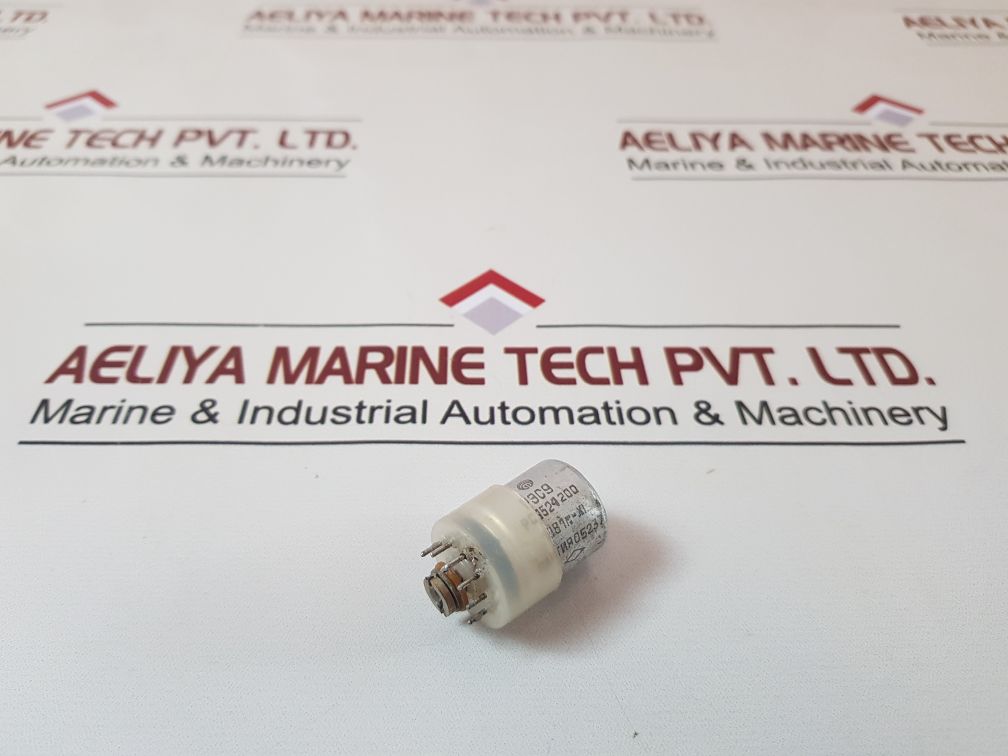 Set Of 2X Res9 Relay Pc4524200
