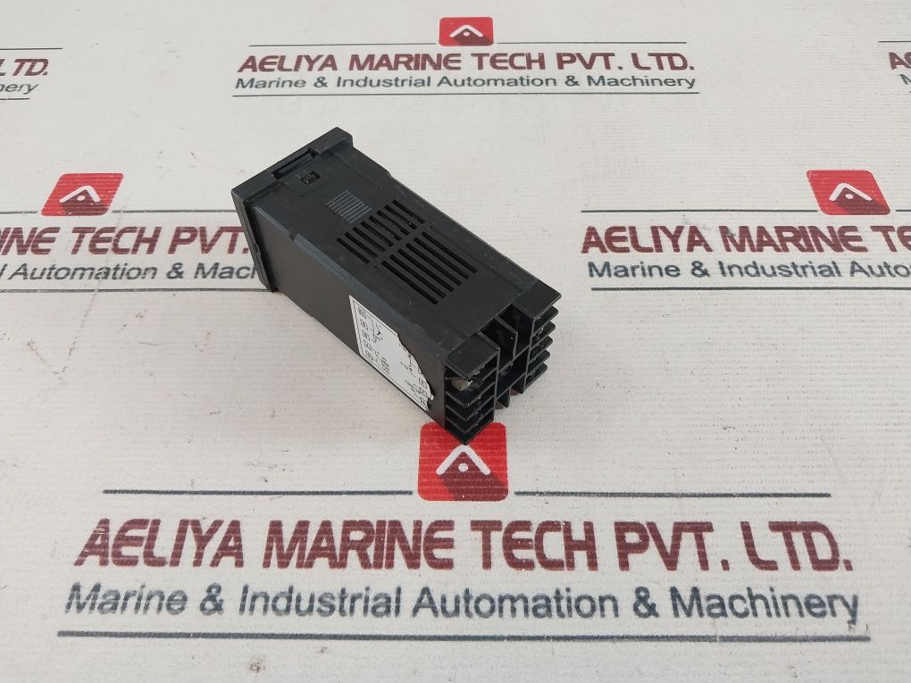 Rex-c100-fj02-m*An 0-400°C Pid Digital Intelligent Temperature Controller