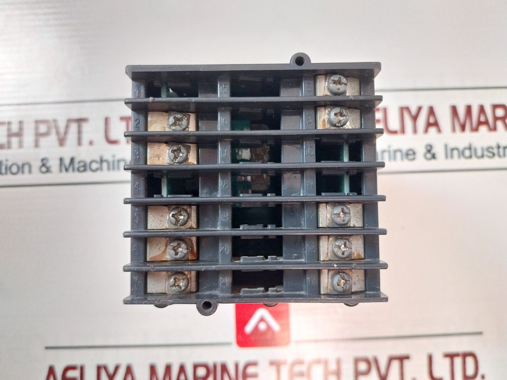 Rex-c700 Temperature Controller 220Vac 10A