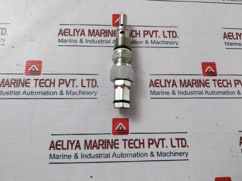 Rexroth 04112703 Oil Control Valve